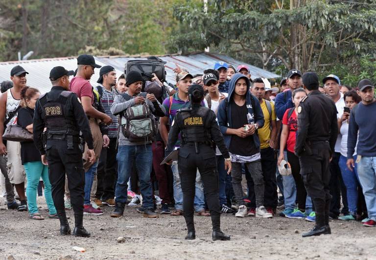 Nueva caravana avanza a EU hondure os cruzan a Guatemala El Sol